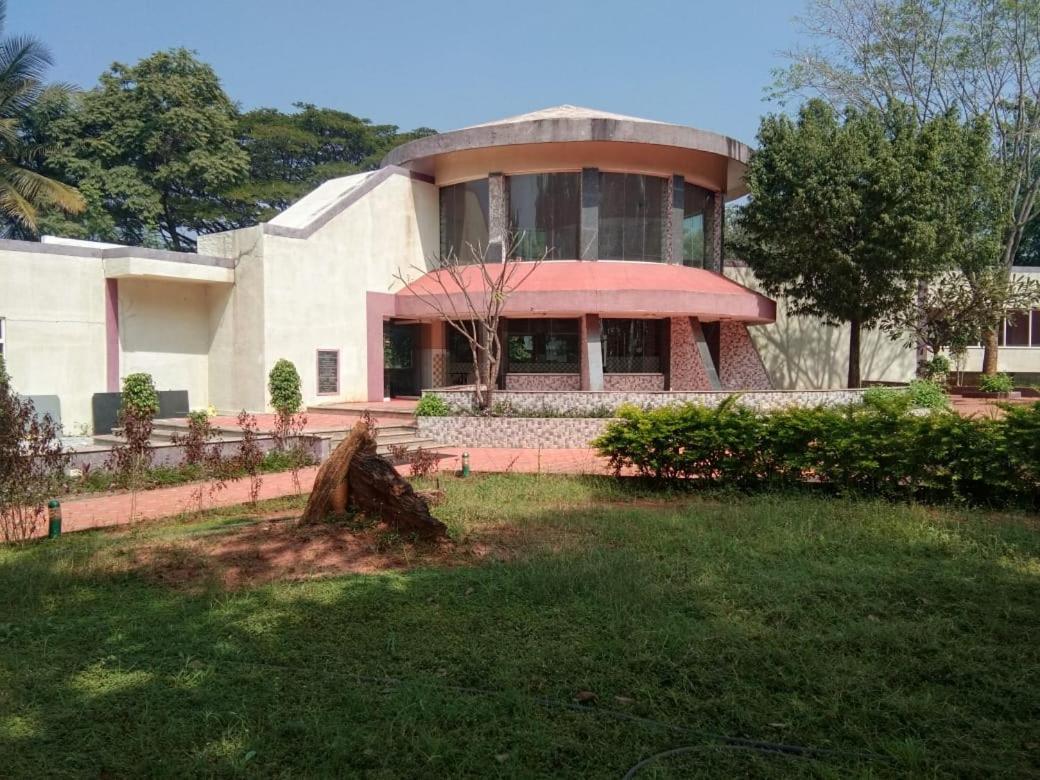 Kstdc Hotel Mayura Pavithra Yediyur Kunigal Экстерьер фото