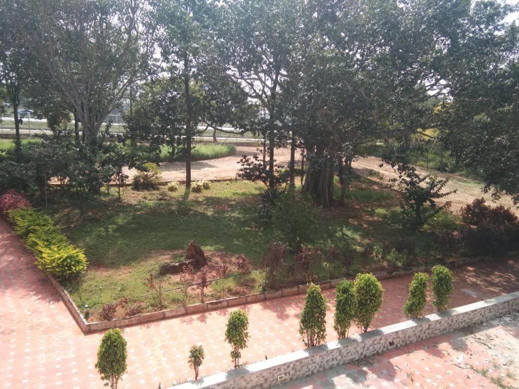 Kstdc Hotel Mayura Pavithra Yediyur Kunigal Экстерьер фото