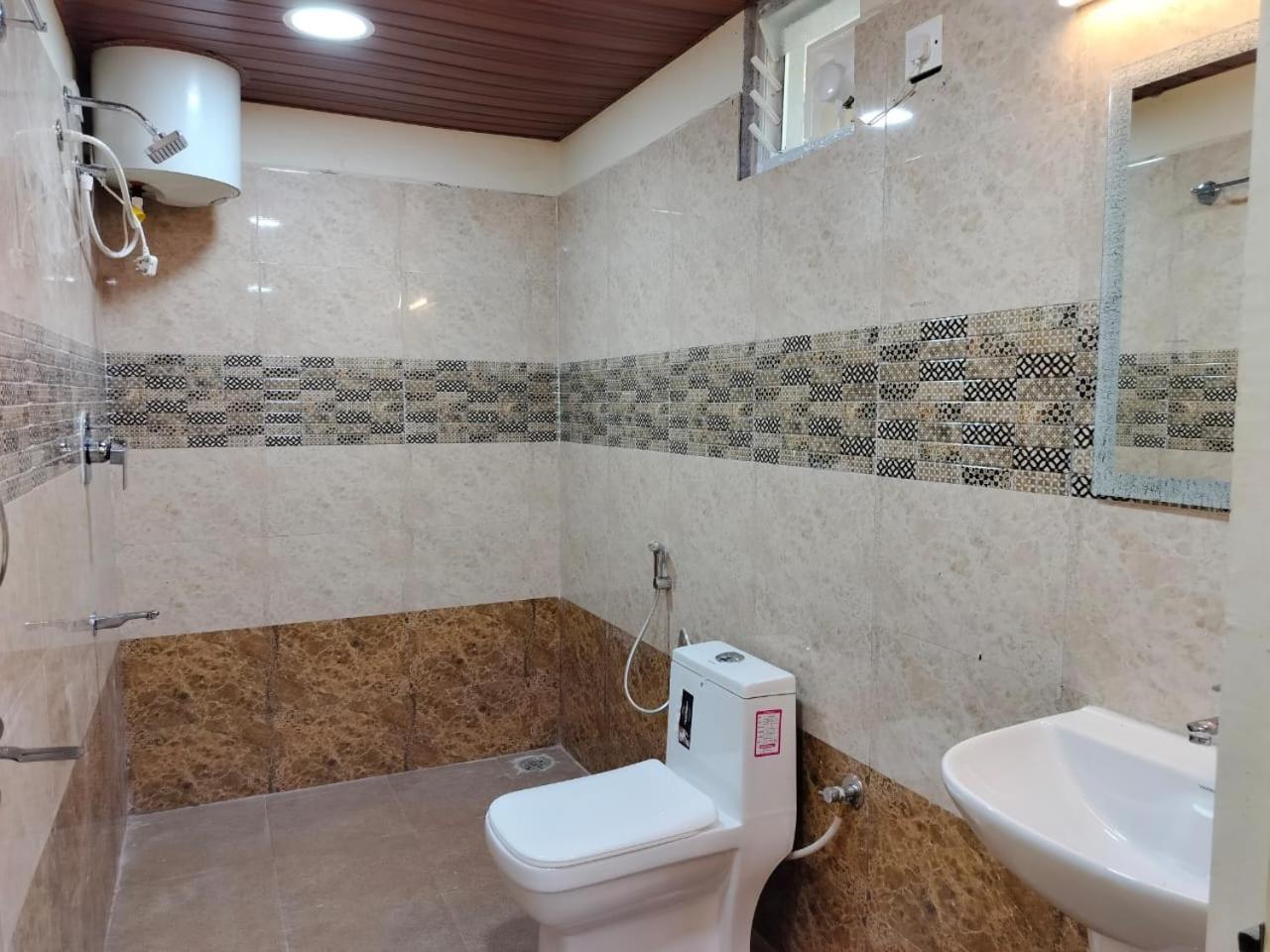 Kstdc Hotel Mayura Pavithra Yediyur Kunigal Экстерьер фото